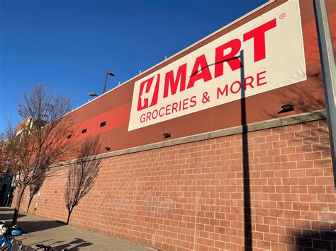 New Astoria Supermarket Replaces Associated; H Mart Opens In LIC