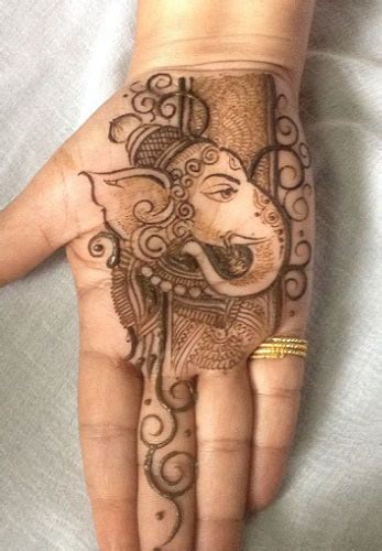 10 Exclusive Ganesh Mehndi Design For You On Ganesh Chaturthi