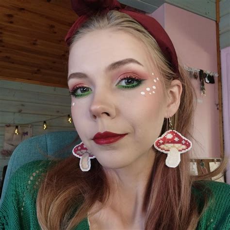 Серьги в виде грибов | Ear cuff, Ear, Earrings
