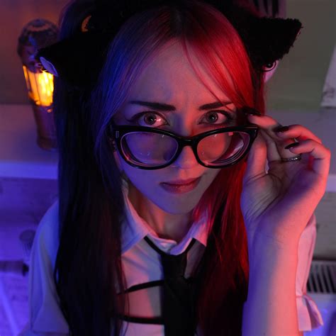 Face of Aldorachan who put on glasses : r/Faces