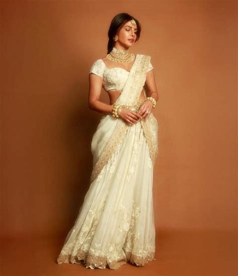 priyanka chopra wore anamika khanna promoting varanasi red carpet