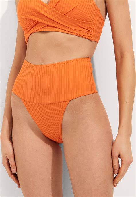 Каталог Nip Tuck Swim - купить Nip Tuck Swim в интернет магазине