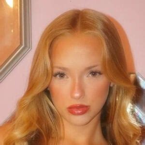 Julia Filippo - Edad, Familia, Biografía | Famous Birthdays