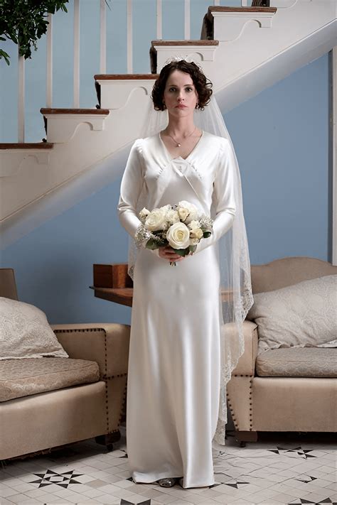 Stunning : r/Felicity_Jones