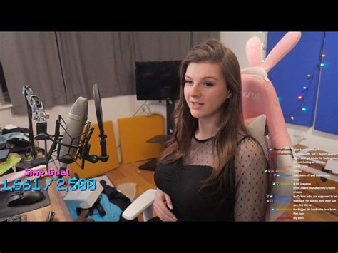 Love the side cam f cups : r/F1NN5TER