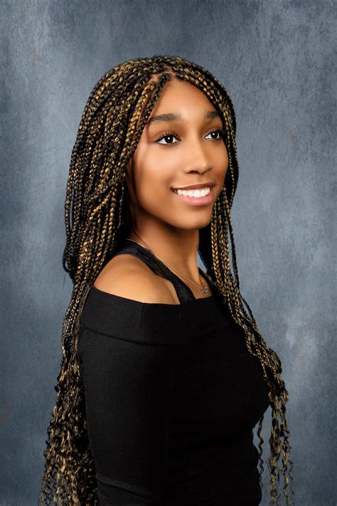 [200+] Black Girl Pictures | Wallpapers.com