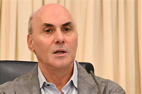 Лауреат Нобелевской премии пионер мРНК Вайсман теперь хочет победить ...