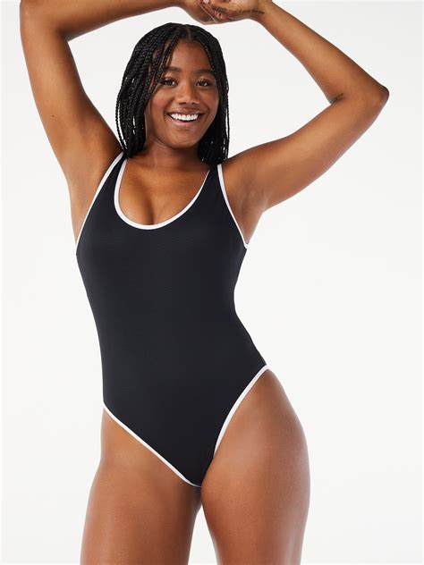 Love & Sports Women's Black Pique with White Piping Scooped Back