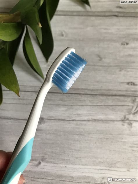 Зубная щетка Sensodyne Multicare, для чувствительных зубов, мягкая ...