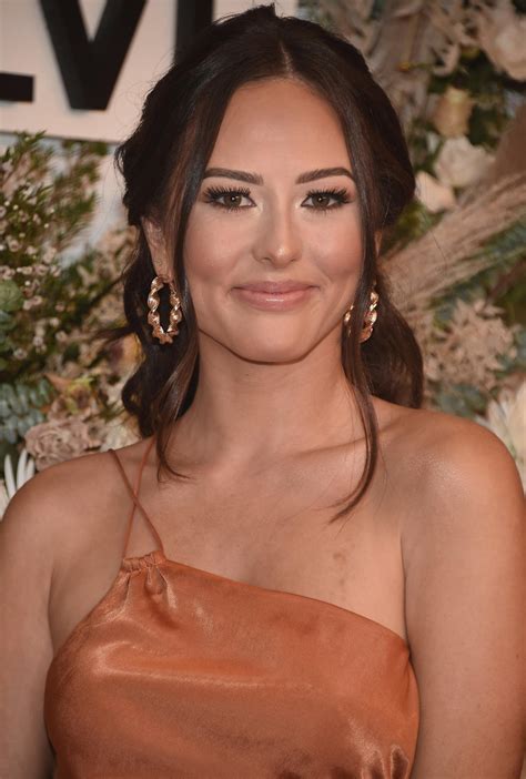 First deaf 'Bachelor' contestant, Abigail Heringer, celebrates her