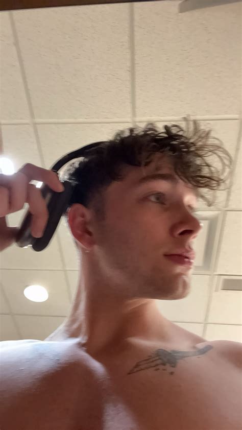 Luca Schaefer-Charlton (@mostlyluca) • Instagram photos and videos