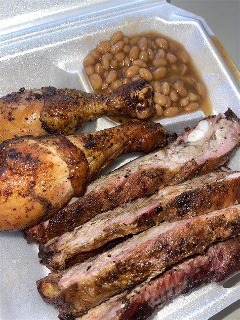 Tricks Bbq | Savannah GA