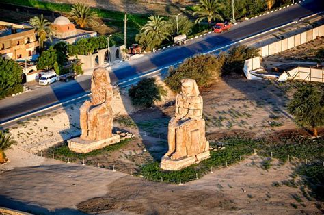 Colossi of Memnon: The ‘Singing’ Statues | Amusing Planet