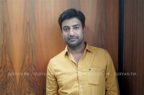 actor satheesh kumar exclusive stills suryan fm