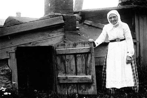 Very old Finnish sauna Erikkilän vanha sauna ja sen entinen saunoittaja ...