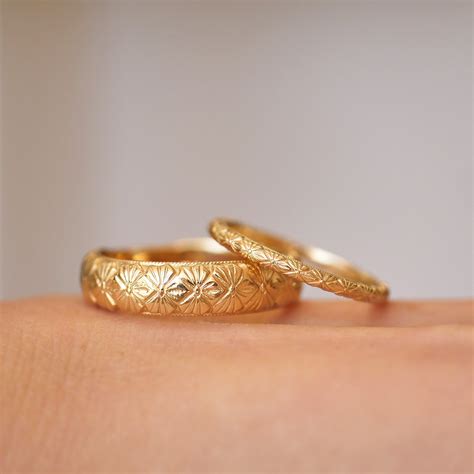 Floral engraved wedding band 60 photos - Astyledwedding.com