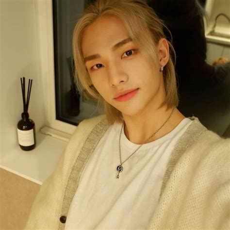 Хёнджин из Stray Kids извинился за буллинг | theGirl