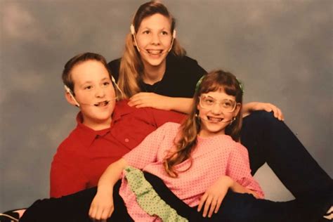 25 Funny Family Photos That Are Hilariously Awkward | Funny family