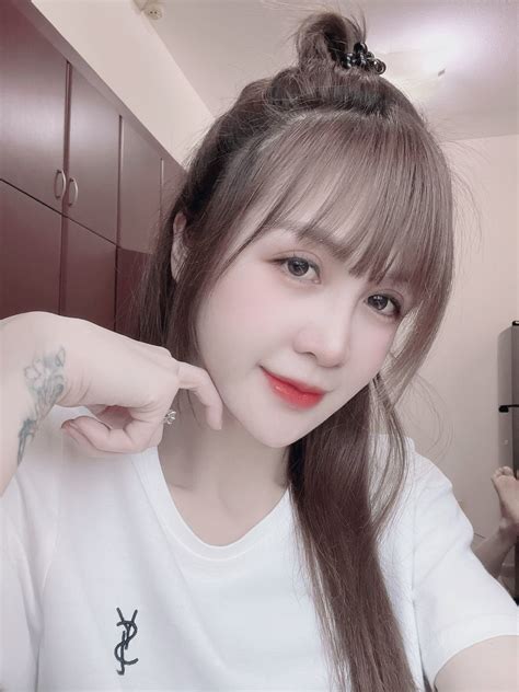 Ruby-New-400-Cim-Anal-Nuru-Rimming -GFE, South Korean escort in Dubai