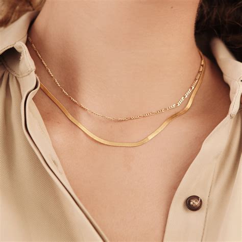 Herringbone Necklace | Caitlyn Minimalist