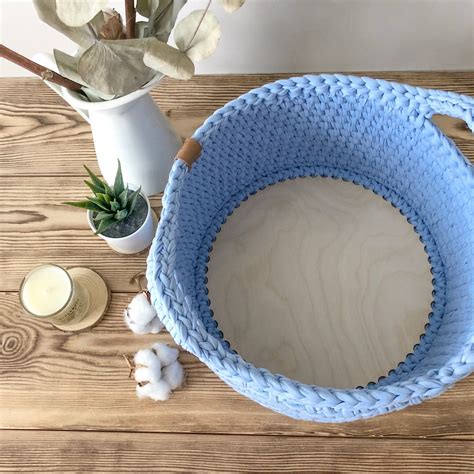 Корзинки из трикотажной пряжи с деревянным дном - фото и картинки: 77 штук