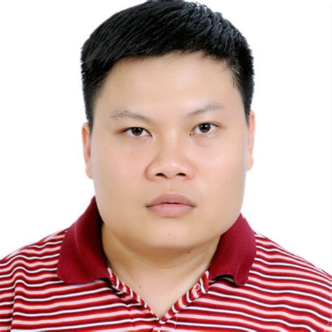 Phuong Dao's Instagram, Twitter & Facebook on IDCrawl
