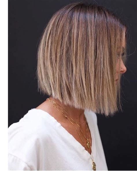 Pin by Jaana H on hiusmallit | Short hair balayage, Brunette hair color ...