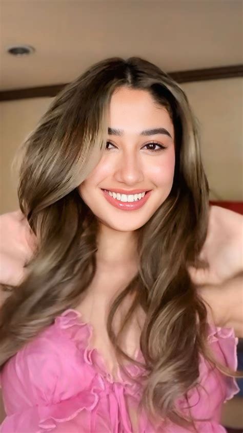 Ameera Almamari 🌟 VJ Eya | The secret to styling and managing my