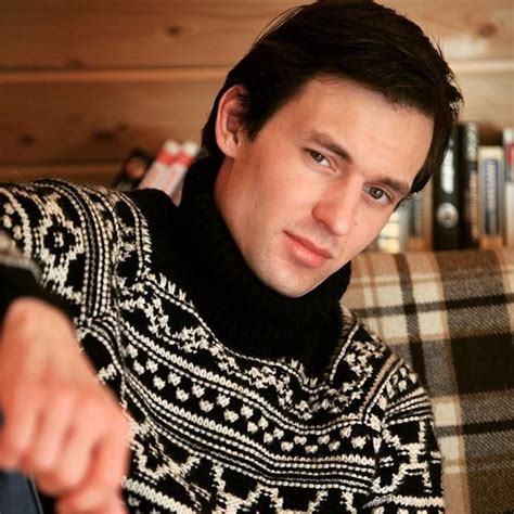 Нил Кропалов: биография, сколько лет, рост, вес и фото актера в 2020