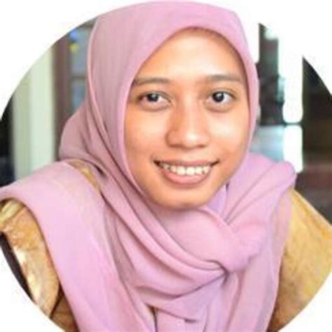 Ulfah RIZKY | Lecturer | Master of Public Administration | Universitas ...