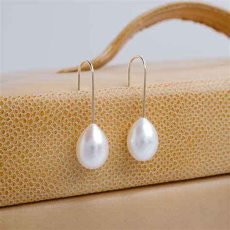 Обеци 14K злато с 9-12мм бели перли - YUNO Pearls