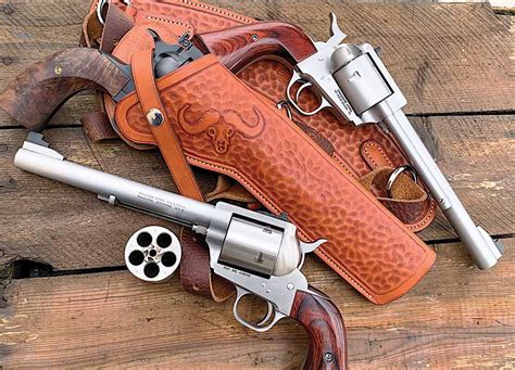 GUNS Magazine The .454 Casull - GUNS Magazine