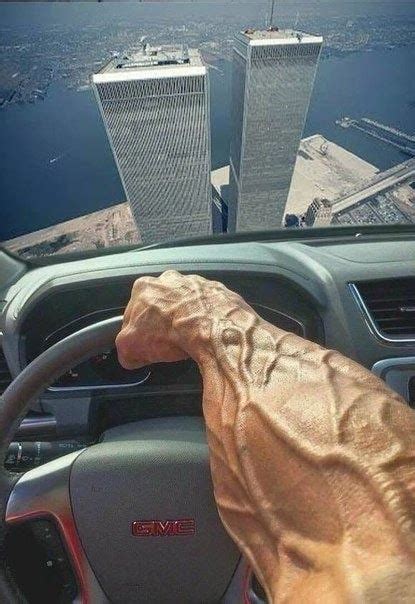 Создать мем "steering, венозность на руках, мускулистая рука на руле ...