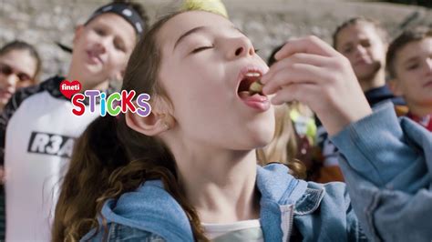 Fineti Dips & Sticks - YouTube