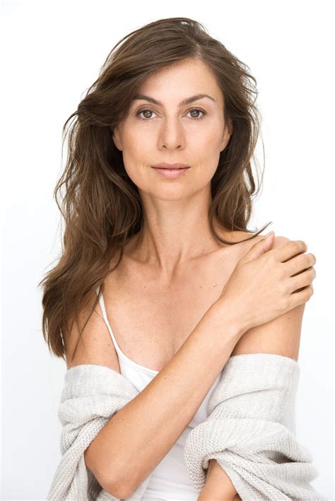 Dunja I. – eleganza-models.de