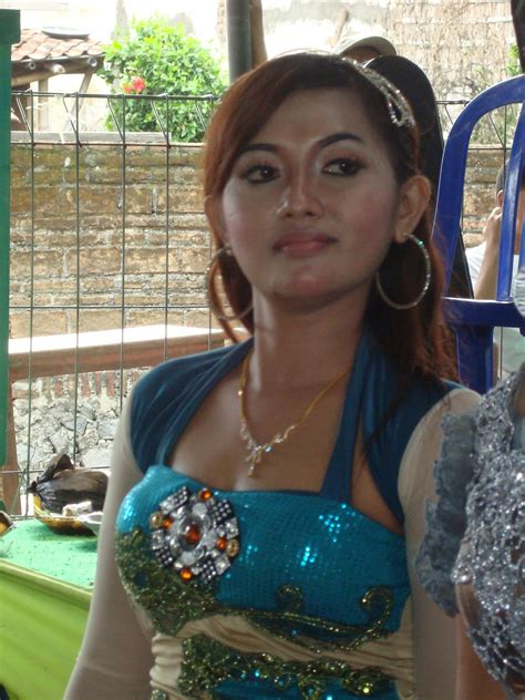 ndesosilem: semok artis