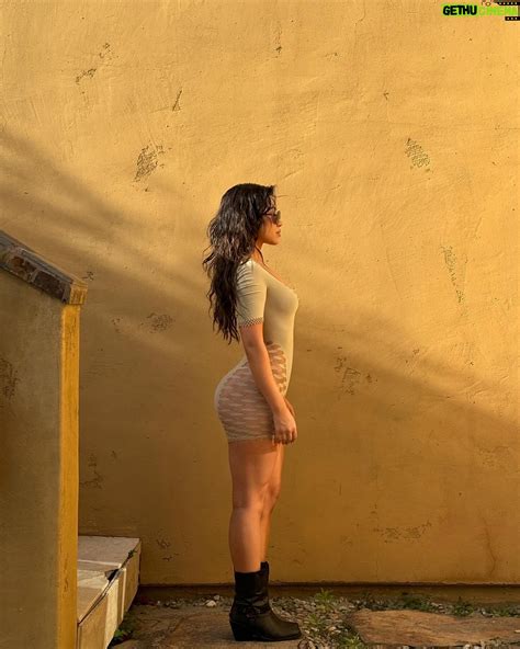 Julia Kelly Wiki, Biography, Age, Gallery, Spouse and more