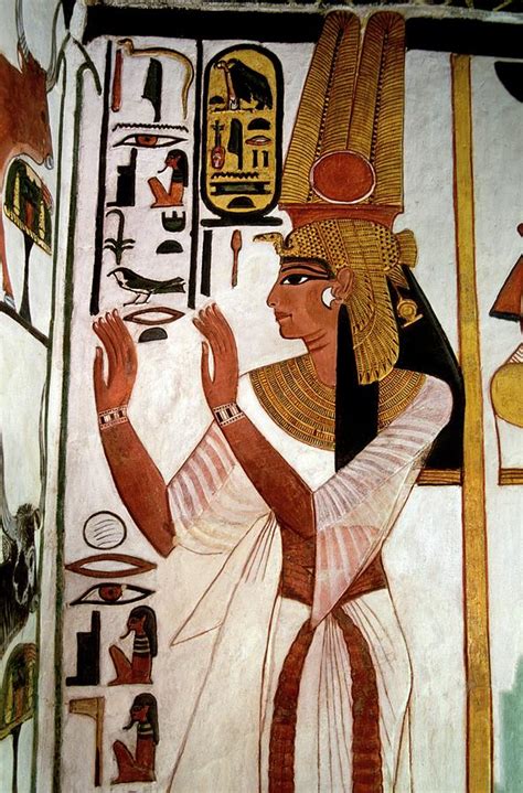 Queen Nefertari Photograph by Patrick Landmann/science Photo Library ...