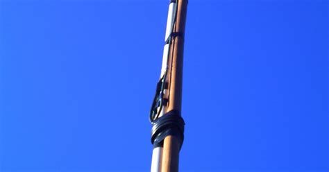 LU5FR: JOTA POLE COLINEAL DE 2 ELEMENTOS DE 5/8 PARA VHF