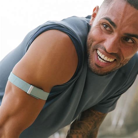 Bicep band risk for bicep tendon? : r/whoop