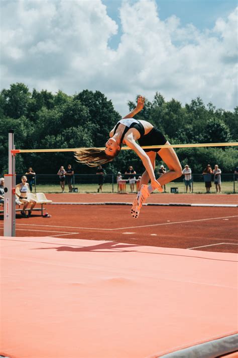 5 казахстанских чемпионок по прыжкам в высоту