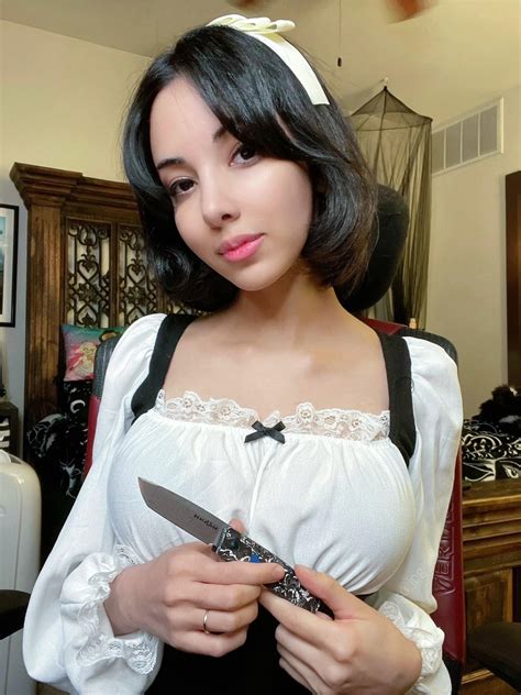 submitted by SwimsuitSuccubus