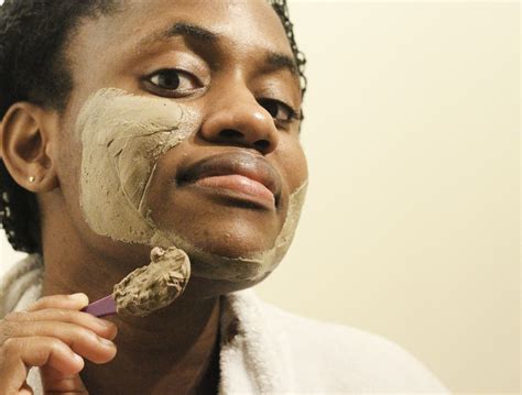 Effective Dermatological Treatments For Removing Stubborn Blackheads On Lips And Preventing Them From Returning In The Future 12