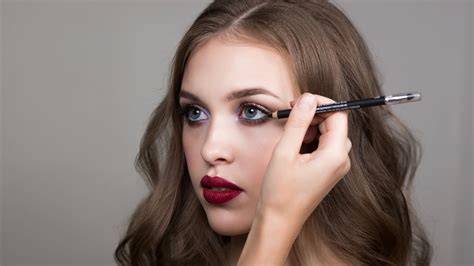 Best eyeliner pencil 2024: The top pigmented, smooth and long-lasting ...