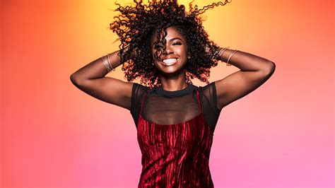 Brittany Sky Has a Travel Guide for Camera Ready Curls This Summer ...