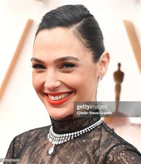 Oscar Gal Gadot Photos and Premium High Res Pictures - Getty Images
