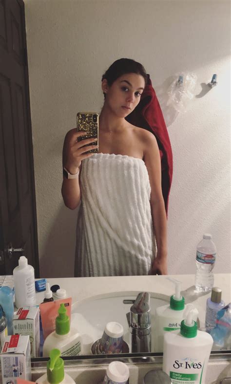 Kira Kosarin - Social Media 05/31/2018 • CelebMafia