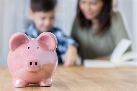 essential tips  teaching young kids  finance