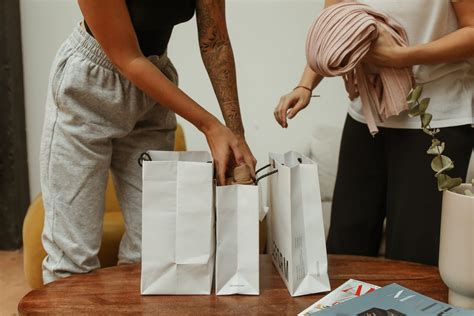 Save Money While Shopping at TJ Maxx, Homegoods, & Marshalls