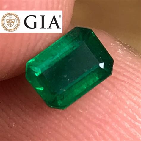 Gem Quality Emerald - winniegemstone